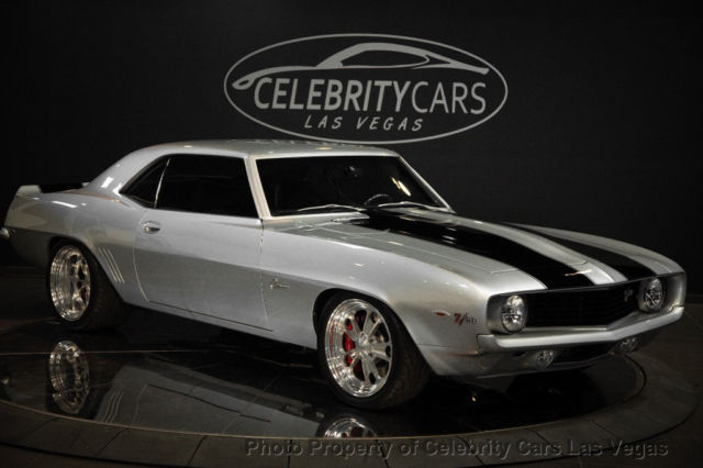 1969 Chevrolet Camaro full restomod $250k build! - photo 7