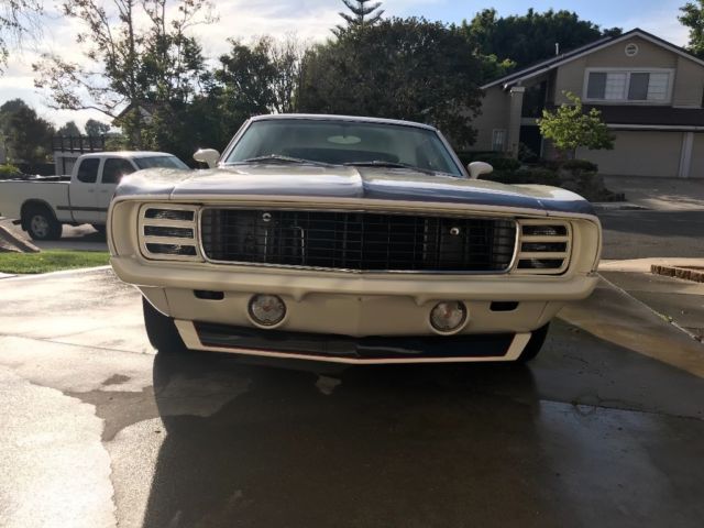 1969 Chevrolet Camaro black/red - photo 2