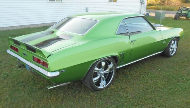 1969 Chevrolet Camaro - photo 12