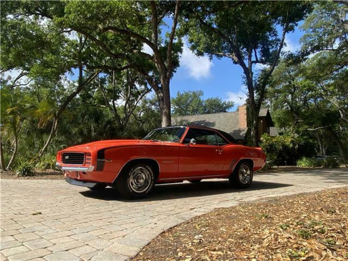1969 Chevrolet Camaro - photo 12