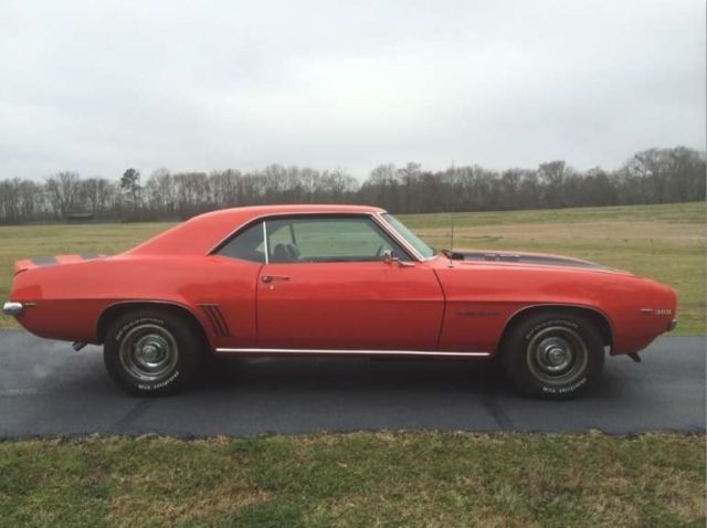 1969 Chevrolet Camaro RS - photo 10