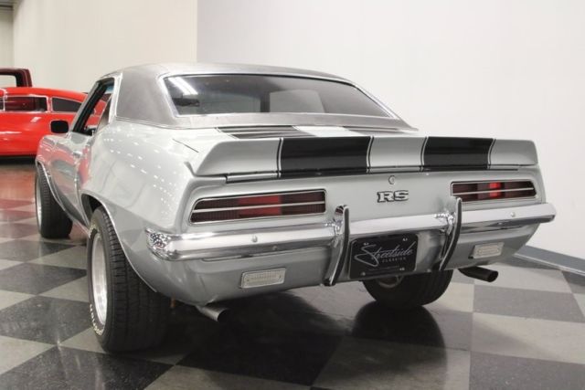 1969 Chevrolet Camaro RS - photo 11