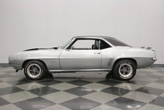 1969 Chevrolet Camaro RS - photo 8