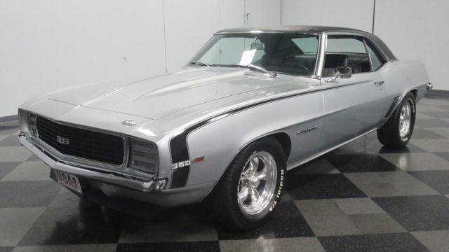 1969 Chevrolet Camaro RS - photo 6