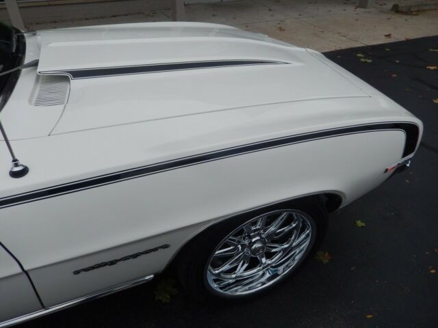 1969 Chevrolet Camaro - photo 2