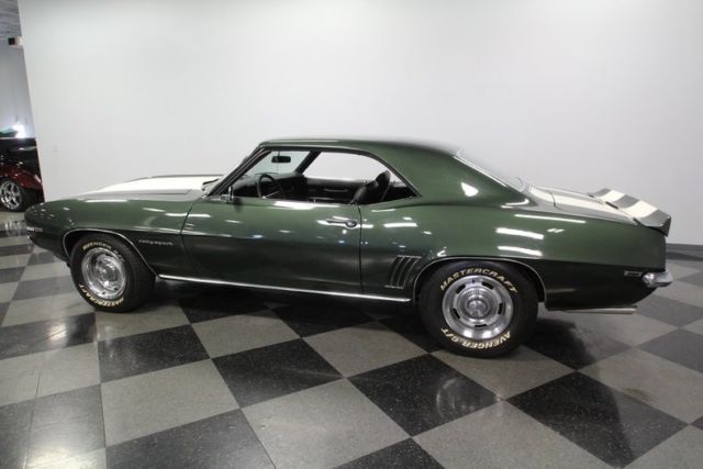 1969 Chevrolet Camaro RS - photo 9