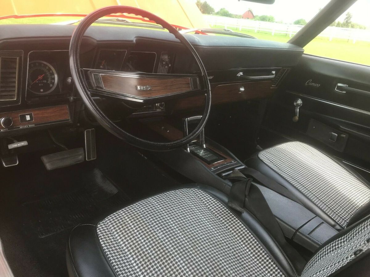 1969 Chevrolet Camaro - photo 13