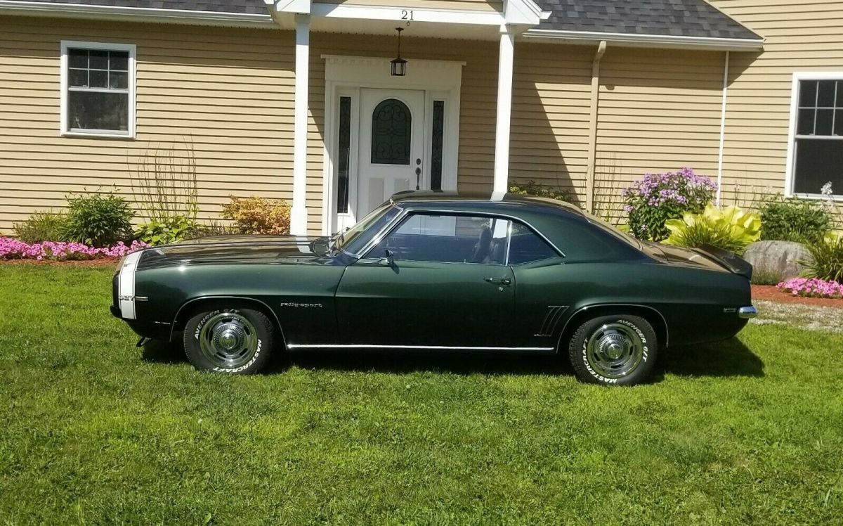 1969 Chevrolet Camaro RS - photo 3