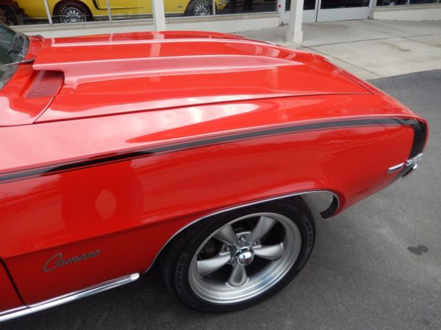1969 Chevrolet Camaro RS - photo 2