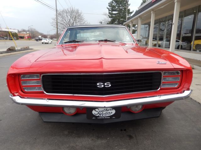 1969 Chevrolet Camaro RS - photo 3