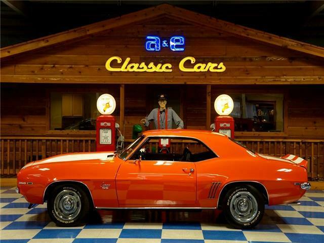1969 Chevrolet Camaro 350 / 4 Speed Manual - photo 2
