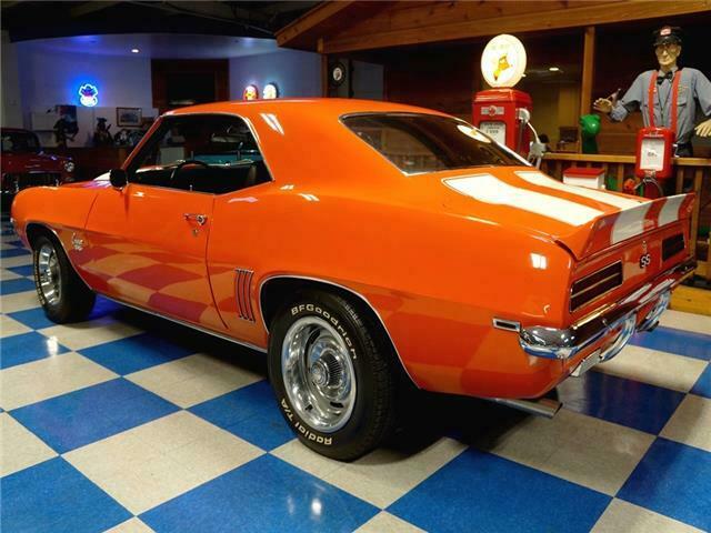 1969 Chevrolet Camaro 350 / 4 Speed Manual - photo 6