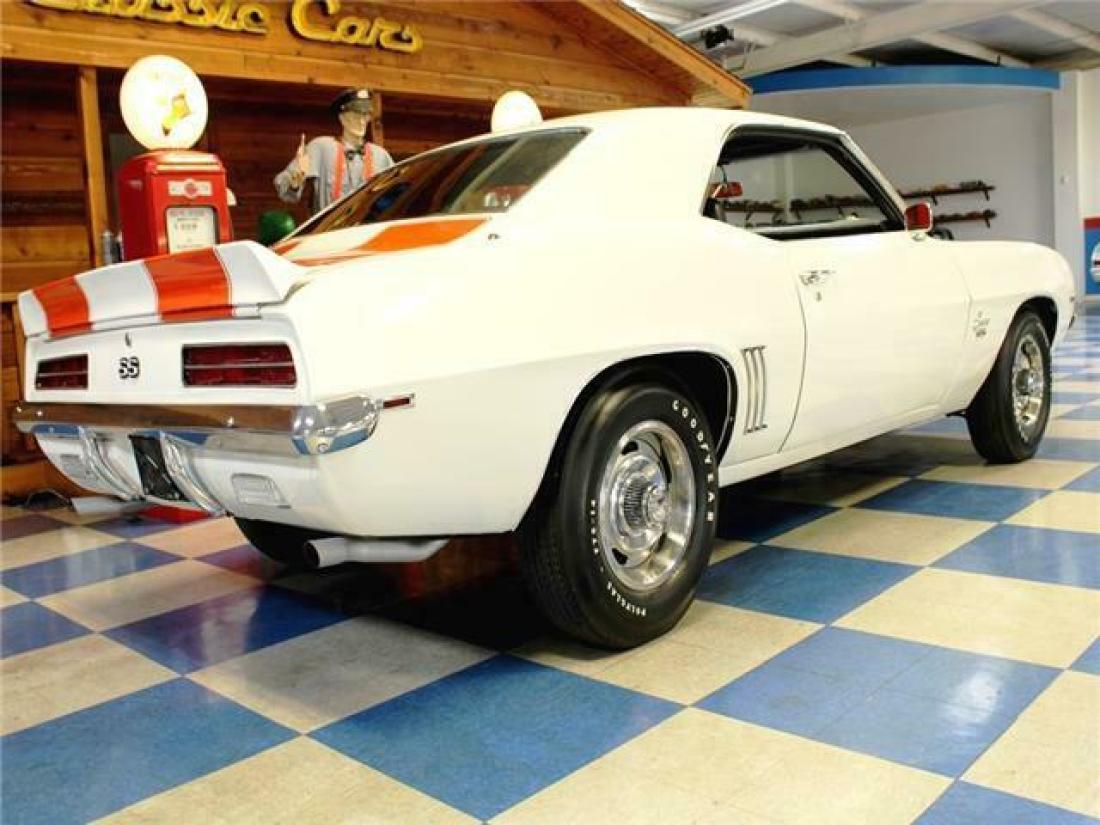 1969 Chevrolet Camaro RS/SS Z10 - photo 11