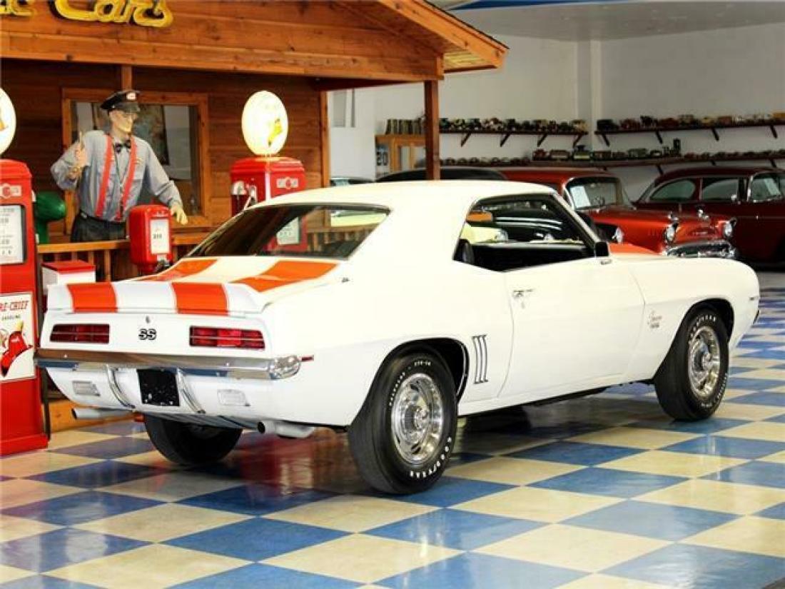 1969 Chevrolet Camaro RS/SS Z10 - photo 9