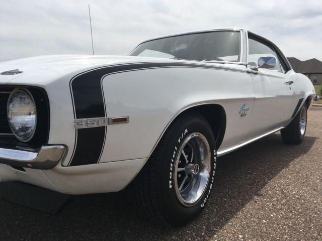 1969 Chevrolet Camaro - photo 8