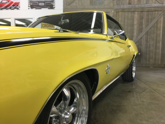 1969 Chevrolet Camaro SS 350 - photo 6