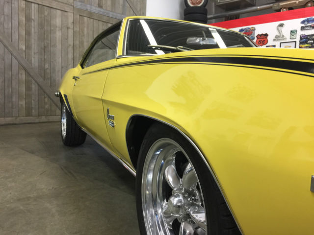 1969 Chevrolet Camaro SS 350 - photo 7