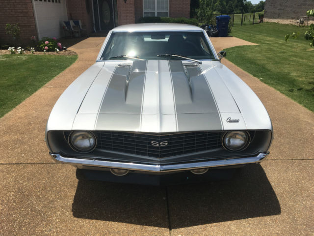 1969 Chevrolet Camaro SS - photo 3