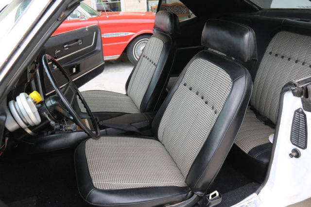 1969 Chevrolet Camaro SS 396 - photo 8