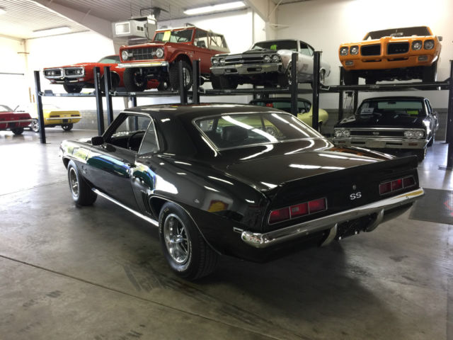 1969 Chevrolet Camaro SS 396/375HP X22 D80 4-Speed - photo 12