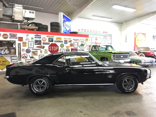 1969 Chevrolet Camaro SS 396/375HP X22 D80 4-Speed - photo 4