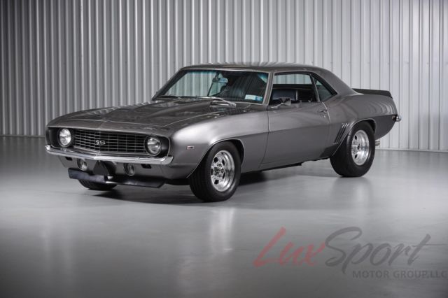 1969 Chevrolet Camaro SS Clone Coupe Full Restoration, Custom Paint Job, 440HP! 1969 Chevrolet Camaro --