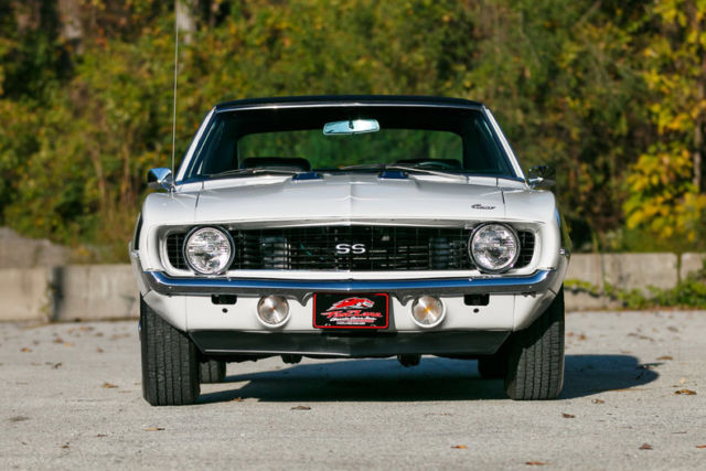 1969 Chevrolet Camaro - photo 2