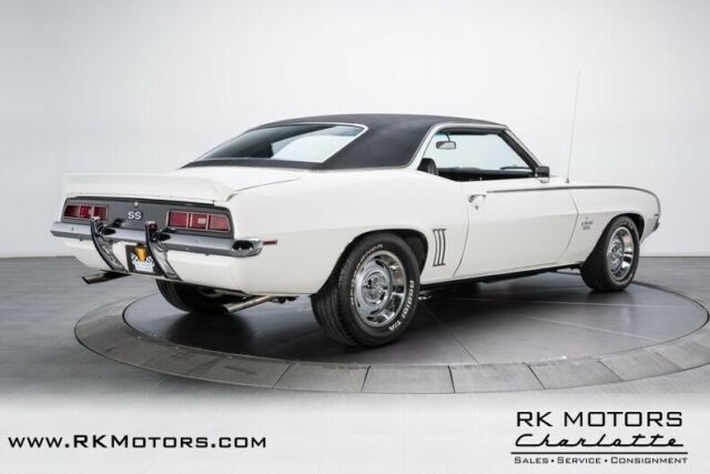 1969 Chevrolet Camaro SS - photo 2