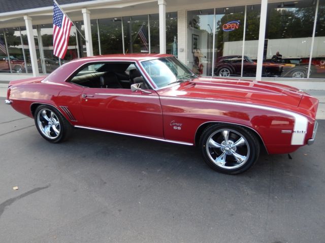 1969 Chevrolet Camaro Buckets