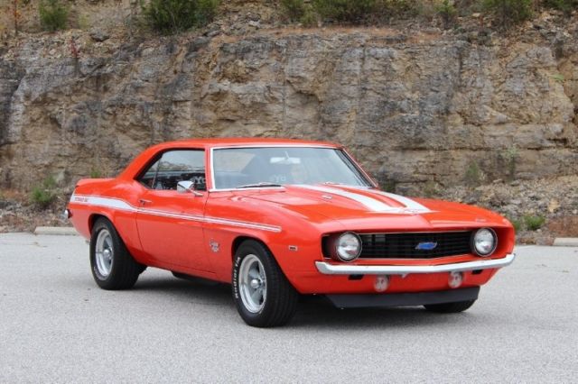 1969 Chevrolet Camaro - photo 2