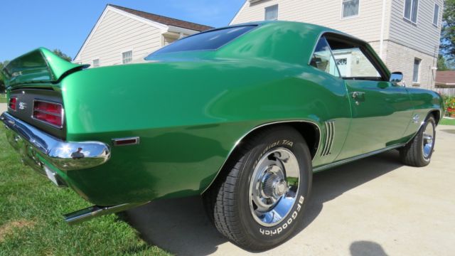 1969 Chevrolet Camaro SS RS - photo 3