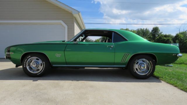 1969 Chevrolet Camaro SS RS - photo 6