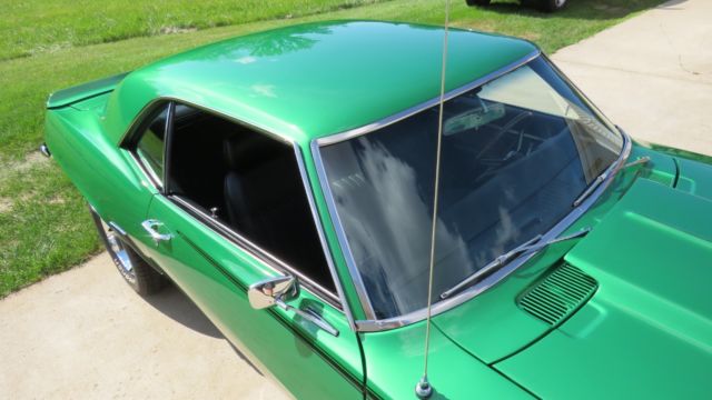 1969 Chevrolet Camaro SS RS - photo 9