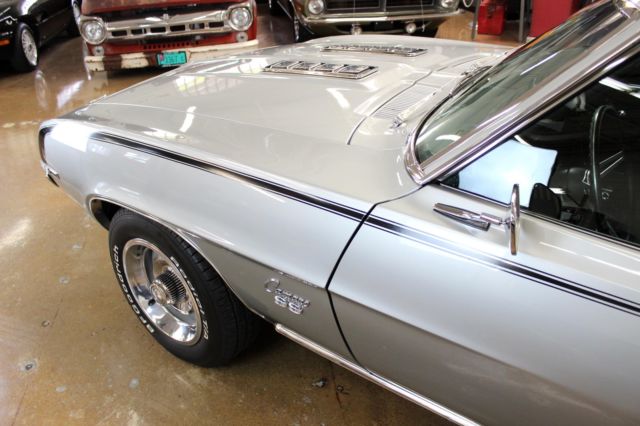 1969 Chevrolet Camaro SS - photo 8