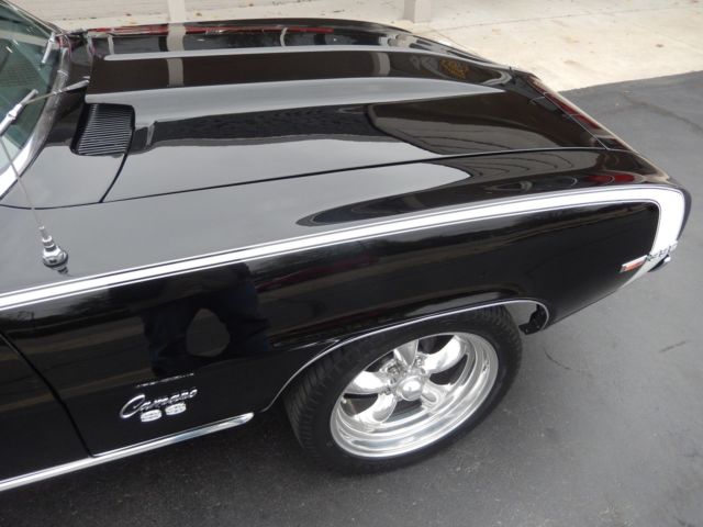 1969 Chevrolet Camaro - photo 2