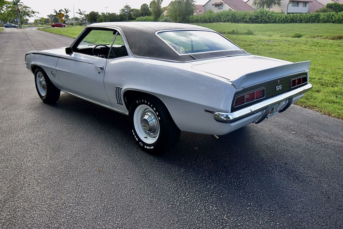 1969 Chevrolet Camaro X22 - photo 12