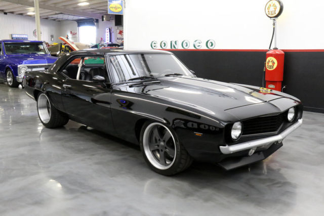 1969 Chevrolet Camaro ULTIMATE RESTOMOD 819 HP 6SPD FULL FRAME OVER 350K - photo 10