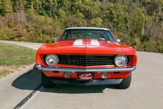 1969 Chevrolet Camaro - photo 2