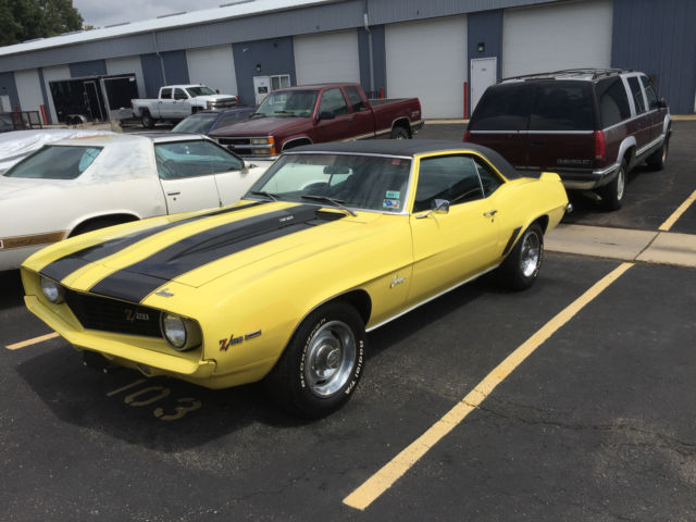 1969 Chevrolet Camaro Z-28 Daytona Yellow 140K RESTO-MOD CANDIDATE 1969 Chevrolet Camaro