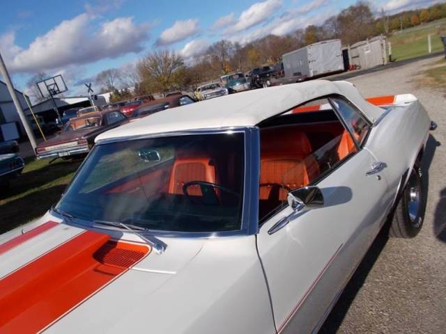 1969 Chevrolet Camaro Z11 PACE CAR - photo 12