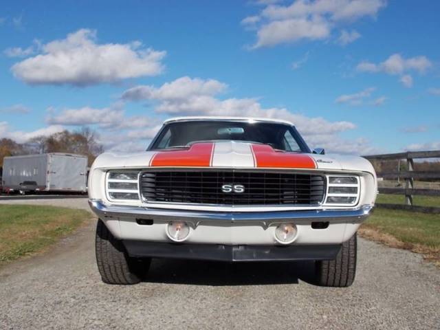 1969 Chevrolet Camaro Z11 PACE CAR - photo 4