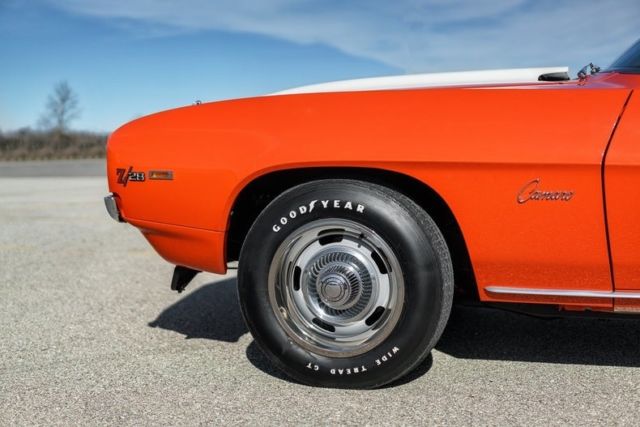 1969 Chevrolet Camaro Z/28 Free Shipping Until January 1 - photo 5