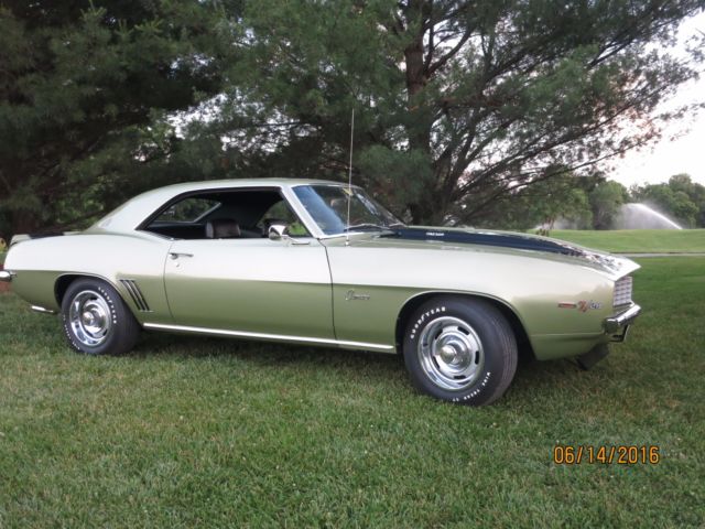 1969 Chevrolet Camaro Z28 - photo 11