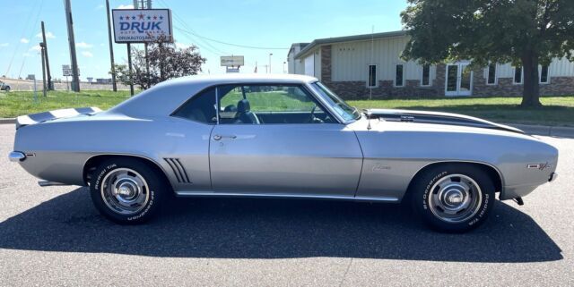 1969 Chevrolet Camaro Z/28 - photo 4