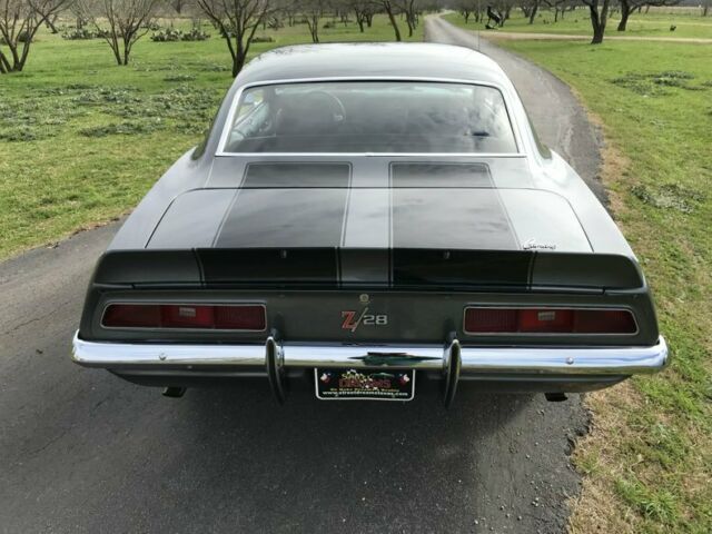 1969 Chevrolet Camaro Real Z/28 fresh ZZ430 Muncie 4 speed Vintage ac ps - photo 9