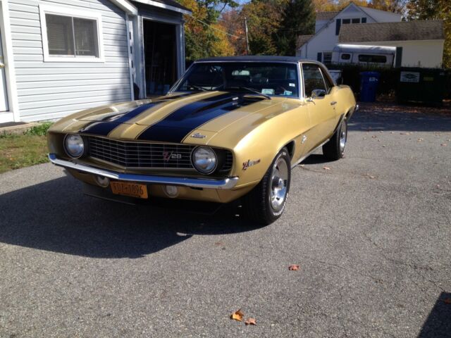 1969 Chevrolet Camaro Z28 VERY LOW MILEAGE MACNEISH CERTIFIED ORIG DRIVETRAIN! 1969 Chevrolet Camaro Z28