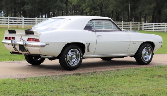 1969 Chevrolet Camaro Z28 - photo 10