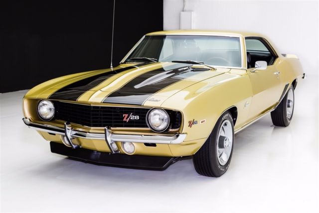 1969 Chevrolet Camaro - photo 10