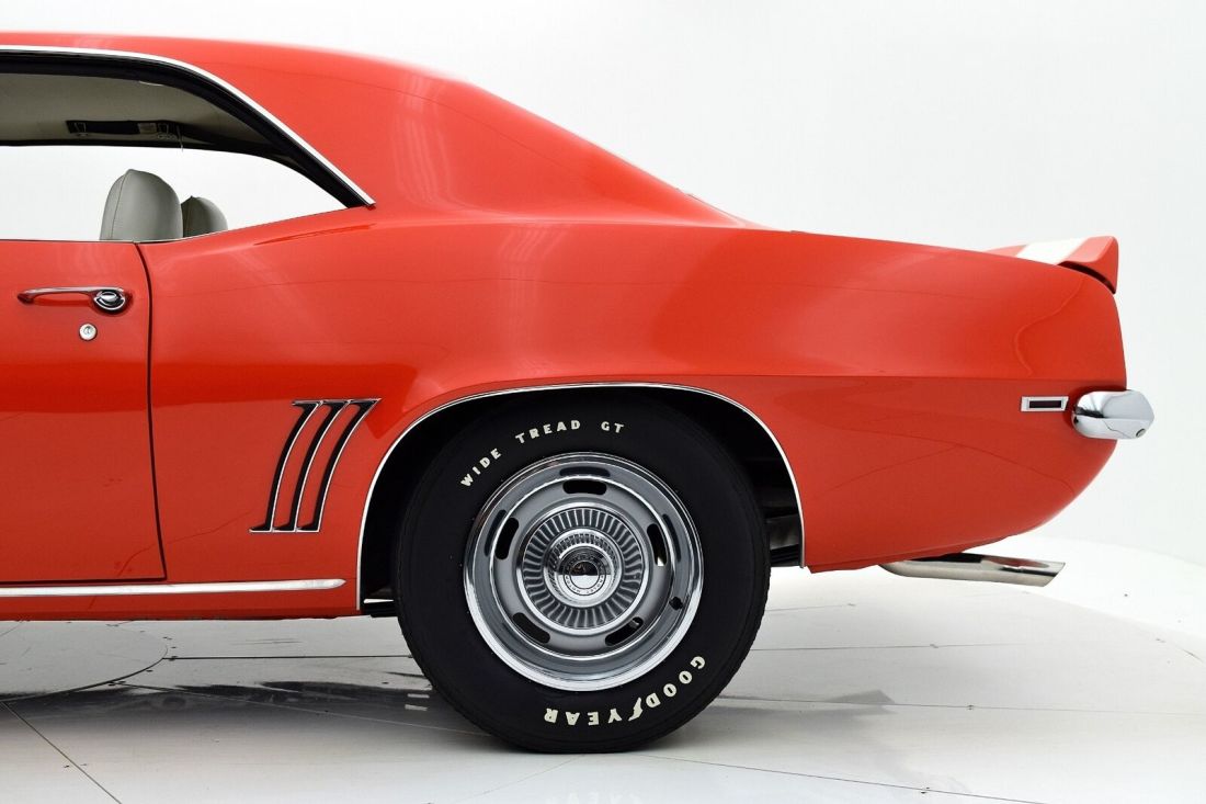 1969 Chevrolet Camaro Z28 - photo 11
