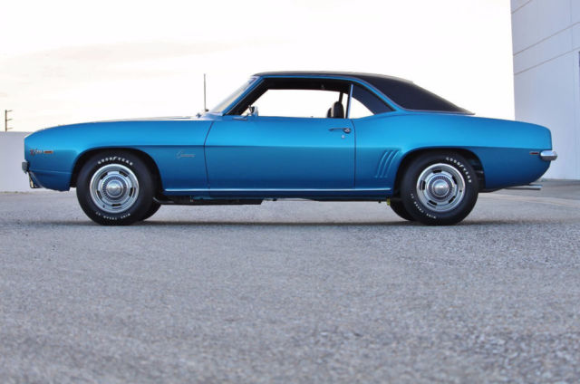 1969 Chevrolet Camaro - photo 2